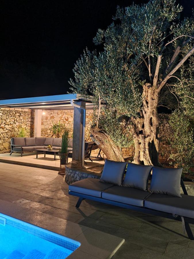 Villa Olive Tree - House With Pool Vinišće Exterior foto