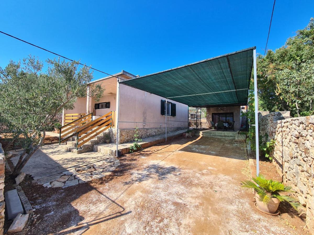 Villa Olive Tree - House With Pool Vinišće Exterior foto